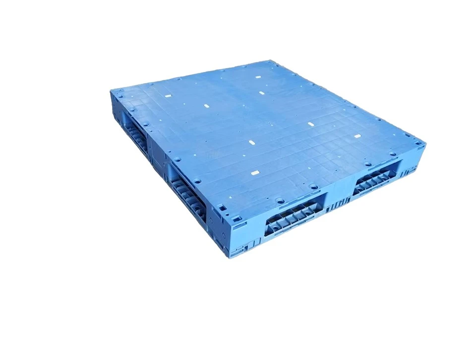 Flat Top Stackable Plastic Pallet