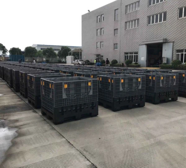 neatly arranged collapsible euro plastic pallet boxes neatly arranged collapsible euro plastic pallet boxes