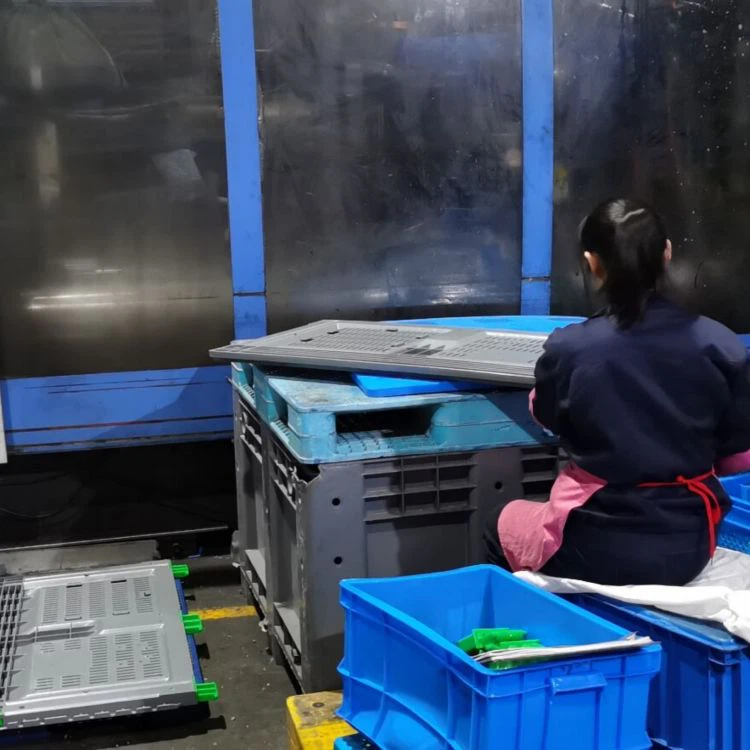 Euro plastic storage box quality inspection Euro plastic storage box quality inspection