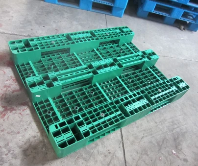 Display diagram of the three-slide rail system and the reinforced slide rail system Display diagram of the three-slide rail system and the reinforced slide rail system