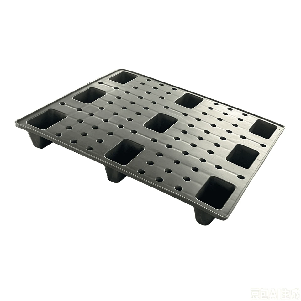 Nestable Compression Molded Plastic Pallet