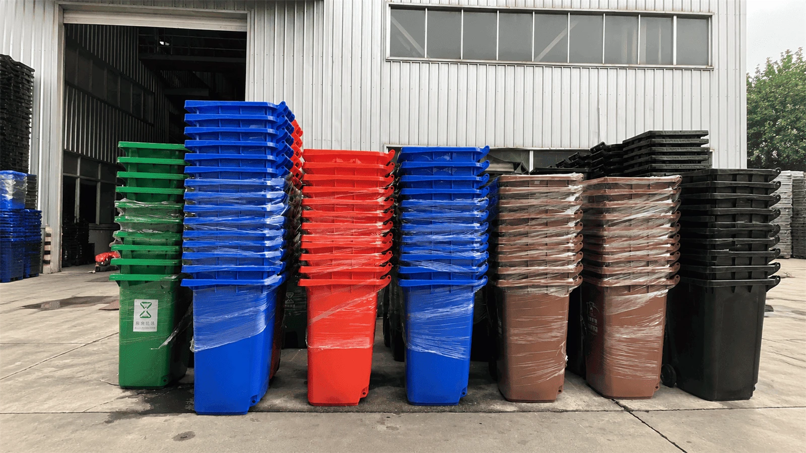 Plastic Waste Bins Plastic Waste Bins