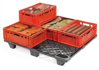 Frozen-Food-Seafood-Crates-on-Export-Plastic-Pallet Frozen-Food-Seafood-Crates-on-Export-Plastic-Pallet