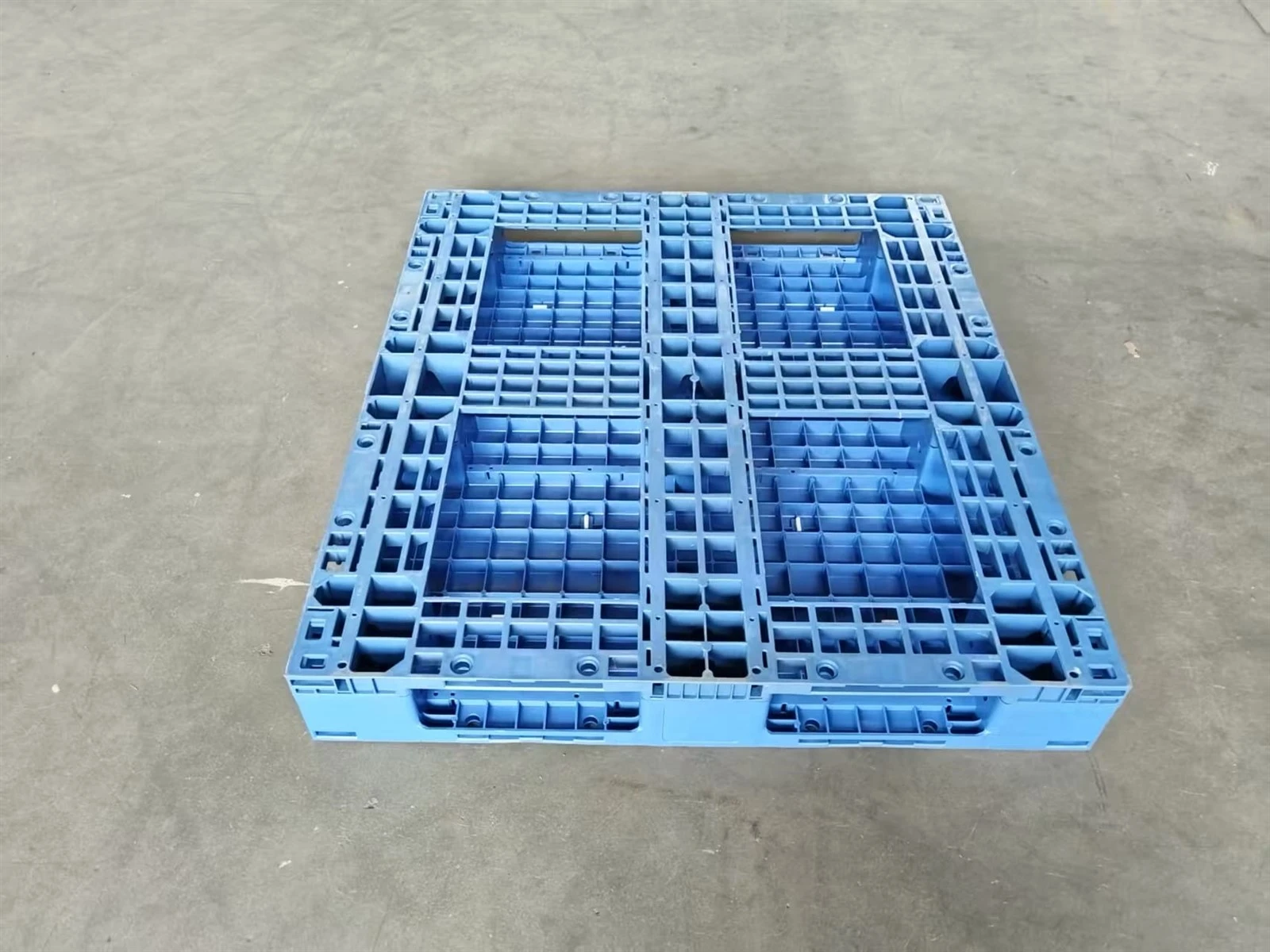 Flat-Top-VS-Grid-Base Flat-Top-VS-Grid-Base